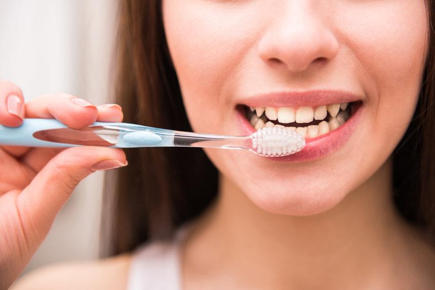 Understanding the⁢ Importance ​of ‌Proper Oral Hygiene