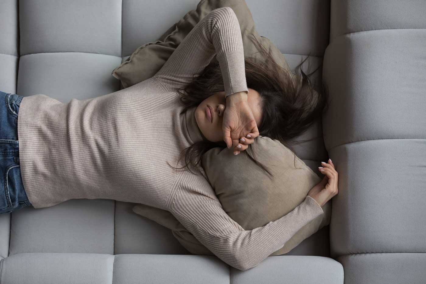 10 Endometriosis Symptoms and Signs
