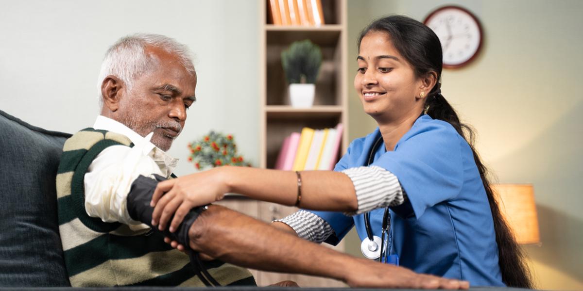 Navigating Challenges and Advancing⁣ Your Career in Elderly Care
