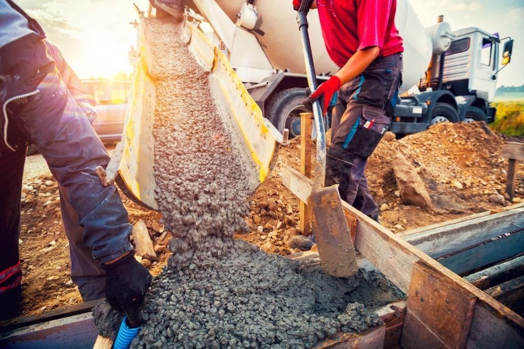 How Much Do Concrete Contractors Charge in 2025?